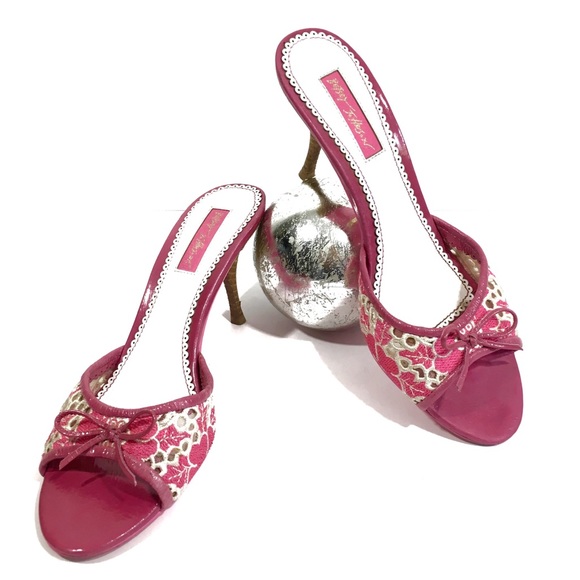 Betsey Johnson Shoes - 🎀 Betsey Johnson Pinup Bow Pink Lace Sandal Heels